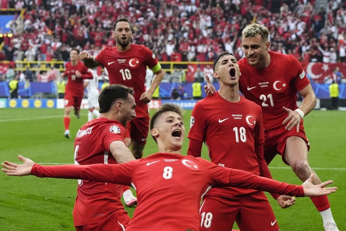 FIFA dünya sıralaması açıklandı: A Milli Futbol Takımı'nın yeri değişmezken, ilk 10'daki değişimler ve tüm detaylar