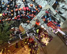 Gebze'deki bina çökmesinde acı haber: Anne ve babanın da cansız bedenine ulaşıldı