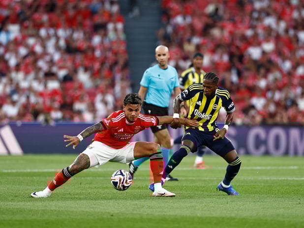 Devler Ligi kapısı için son viraj: Sarı lacivertliler, play-off turunda Benfica'yı elemeye çalışacak