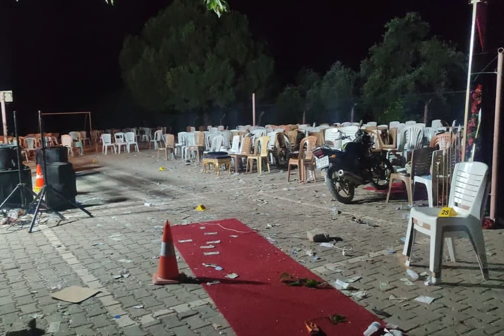 İzmir'de kına gecesinde silahlı saldırı! 14 yaşındaki çocuk öldü, yaralılar var