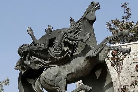 Şam’da Papa'nın hediyesi Aziz Paul heykeli çalındı