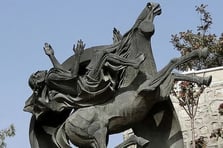 Şam’da Papa'nın hediyesi Aziz Paul heykeli çalındı