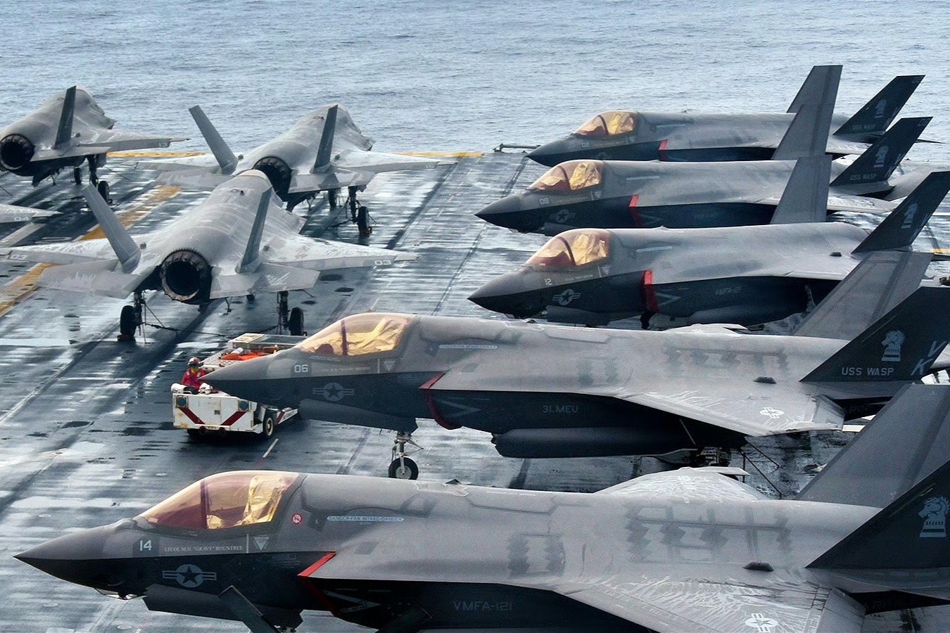 US Deploys 18 F-35s to Jordan