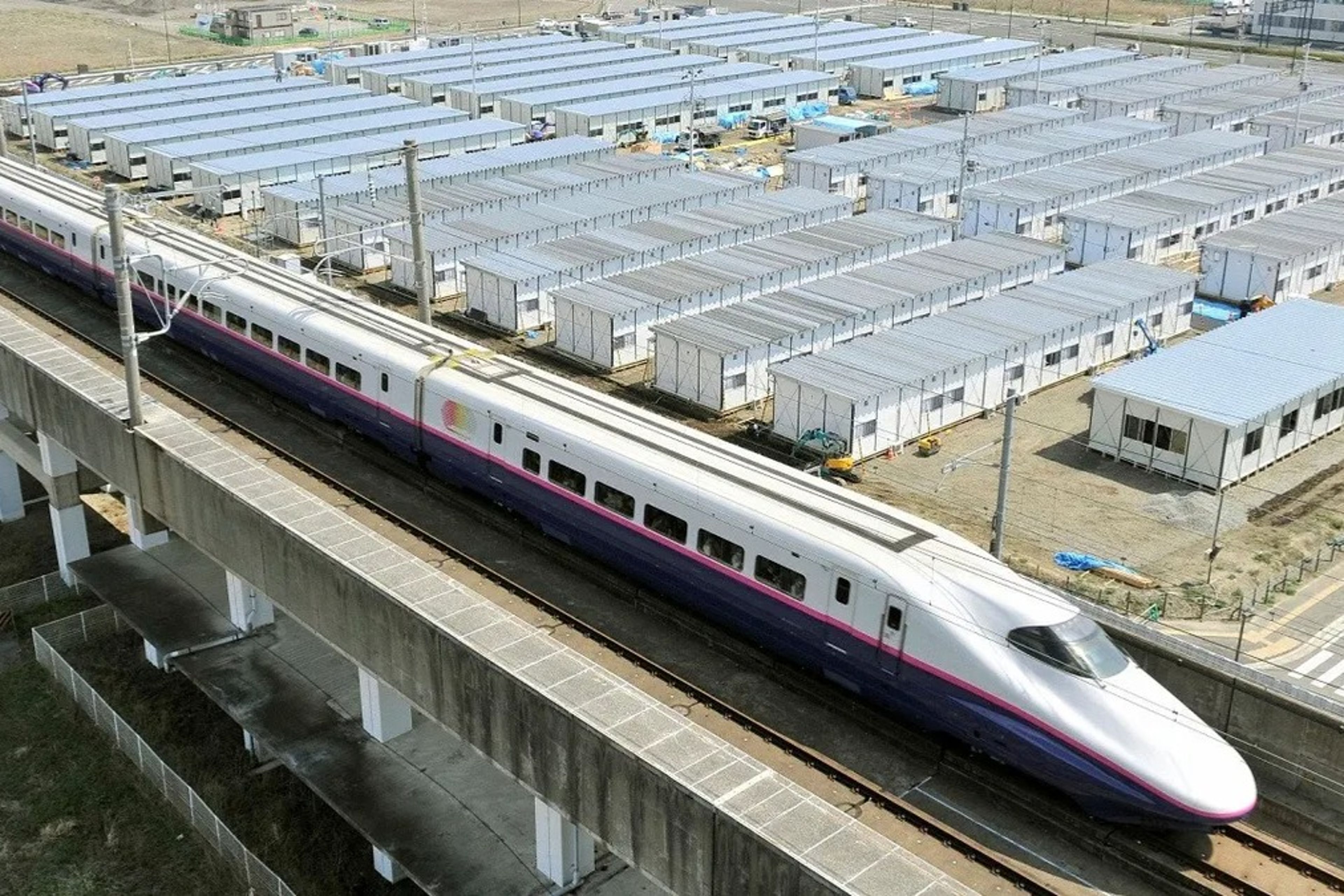 Tokyo yakınlarında trende yayılan bilinmeyen koku yolcuları hastanelik etti