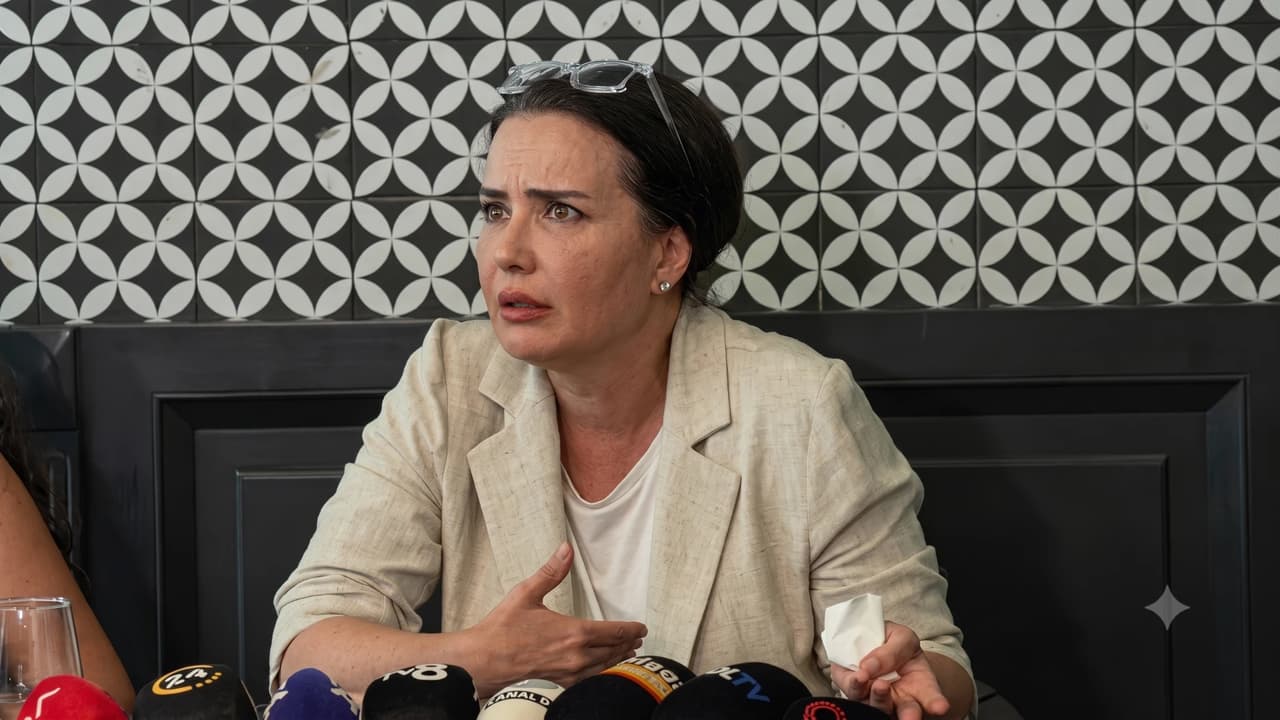 Deniz Uğur sosyal medya paylaşımı