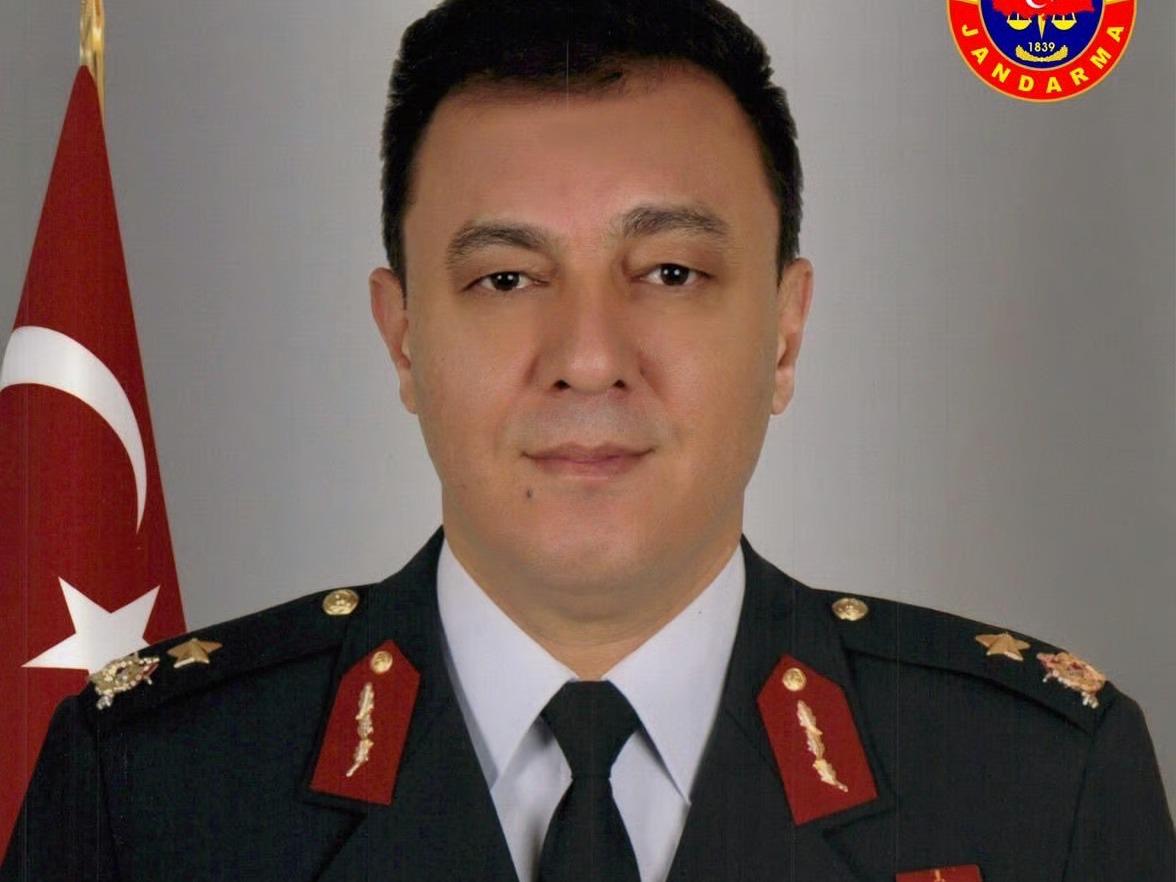 Jandarma'da Tuğgeneral evinde vefat etti