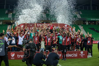 Süper Lig'e yükselen son takım Fatih Karagümrük
