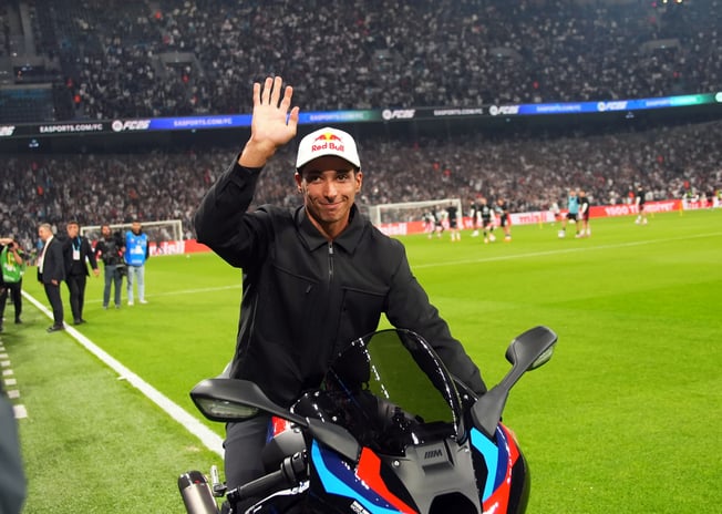 Toprak Razgatlıoğlu selamlandı