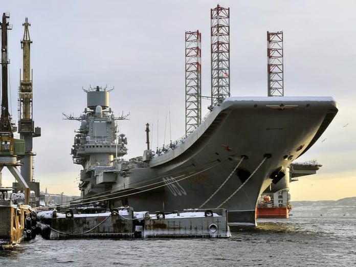 Rusya, yaşlanan tek uçak gemisi Admiral Kuznetsov’u hizmetten çekmeye hazırlanıyor
