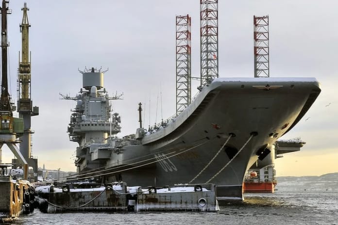 Rusya, yaşlanan tek uçak gemisi Admiral Kuznetsov’u hizmetten çekmeye hazırlanıyor
