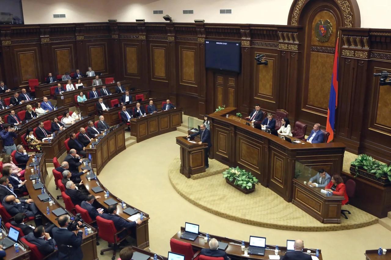 Ermenistan Parlamentosu Türkiye ile normalleşmeyi onayladı