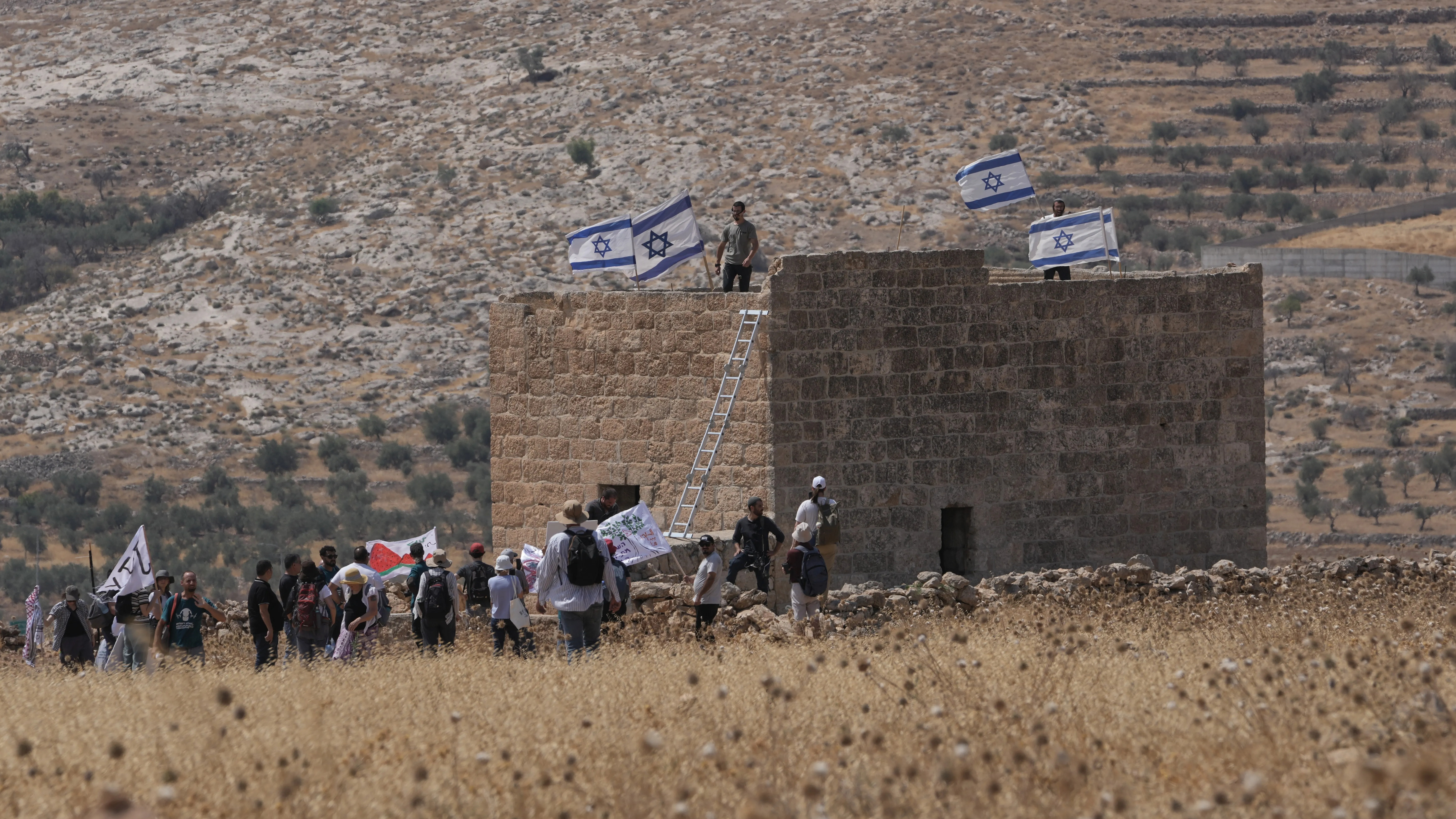 Israel Advances With Settlement That Could Split West Bank
