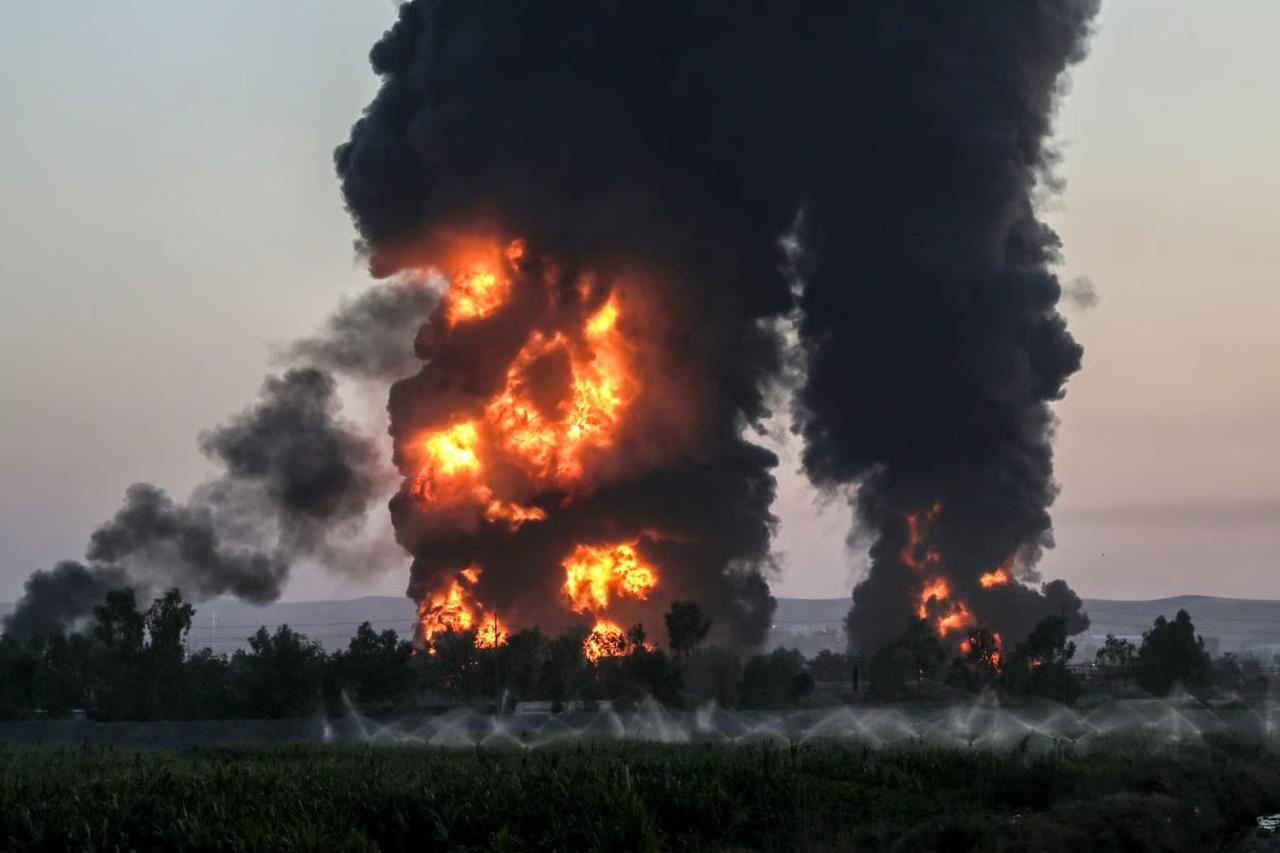 Erbil'de akaryakıt depoları alev aldı
