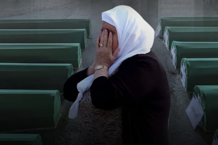 Tarihte Bugün: Srebrenitsa Soykırımı 