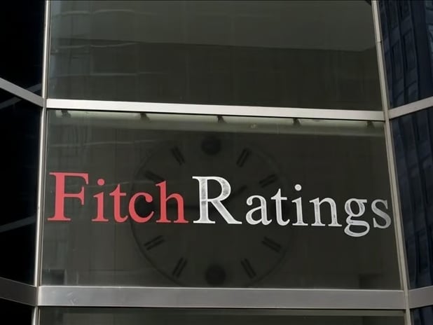 Fitch Türkiye'nin kredi notu görünümünü pozitife çevirdi