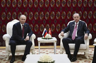 Bloomberg: Türkiye Weighs S-400 Trade for F-35s