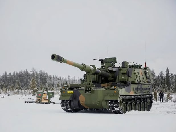 İsveç, Güney Kore yapımı K9 obüslerini tedarik etmeyi değerlendiriyor