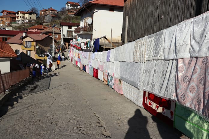 Çalışkan erkekler, sadık kadınlar