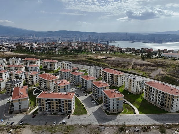 İzmir depreminin üzerinden 5 yıl geçti: 117 can kaybı, konut ve iş yerleri teslim edildi