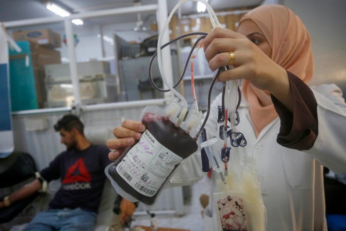 Batı Şerialı Filistinlilerden Gazzelilere kan desteği