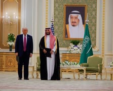 Körfez ülkelerinin Trump’ı İran saldırısından vazgeçirmeye çalıştığı iddia edildi