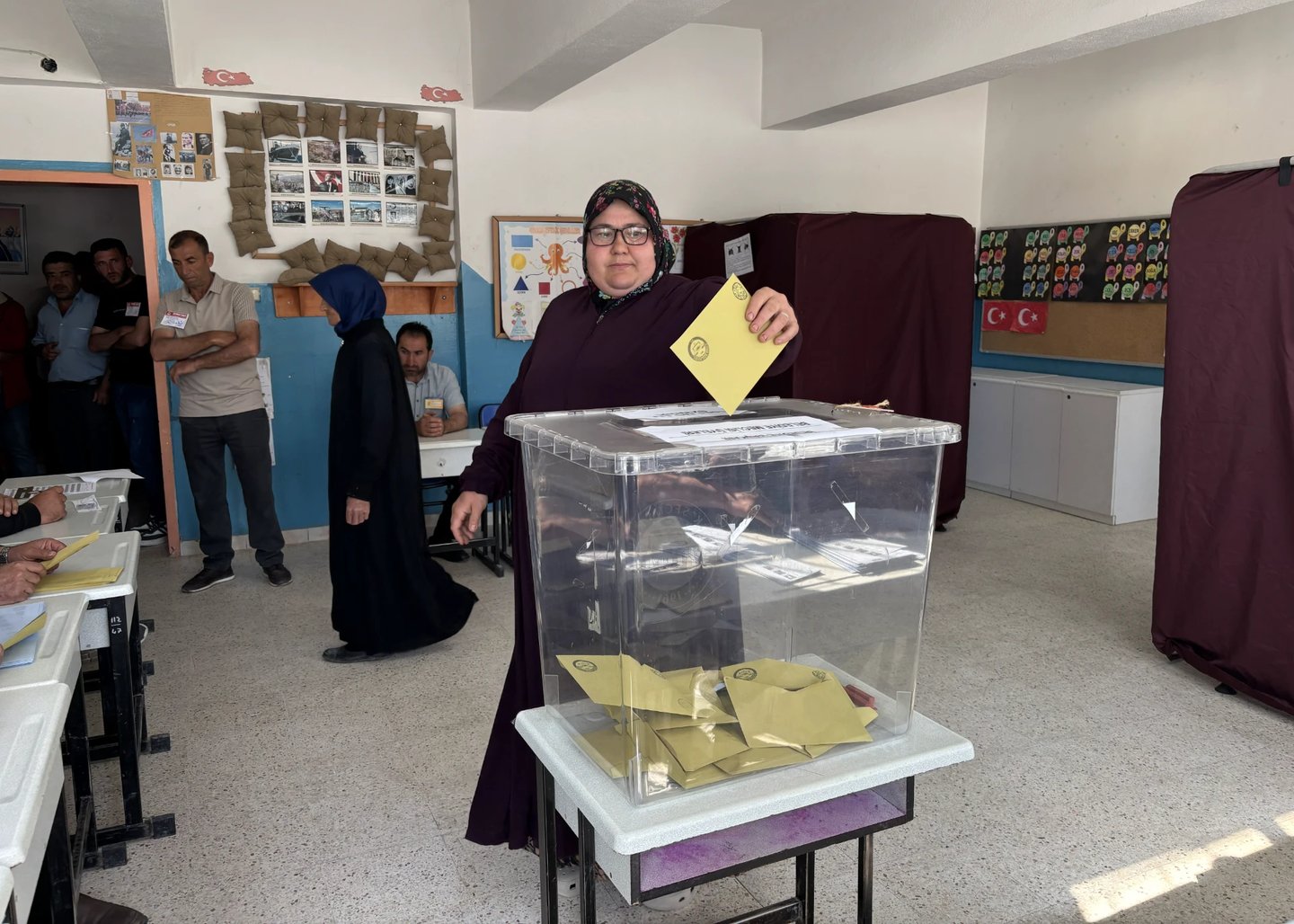 Tokat'ın 4 yeni beldesinde ara seçim heyecanı başladı: 5 bin 682 seçmen sandık başında