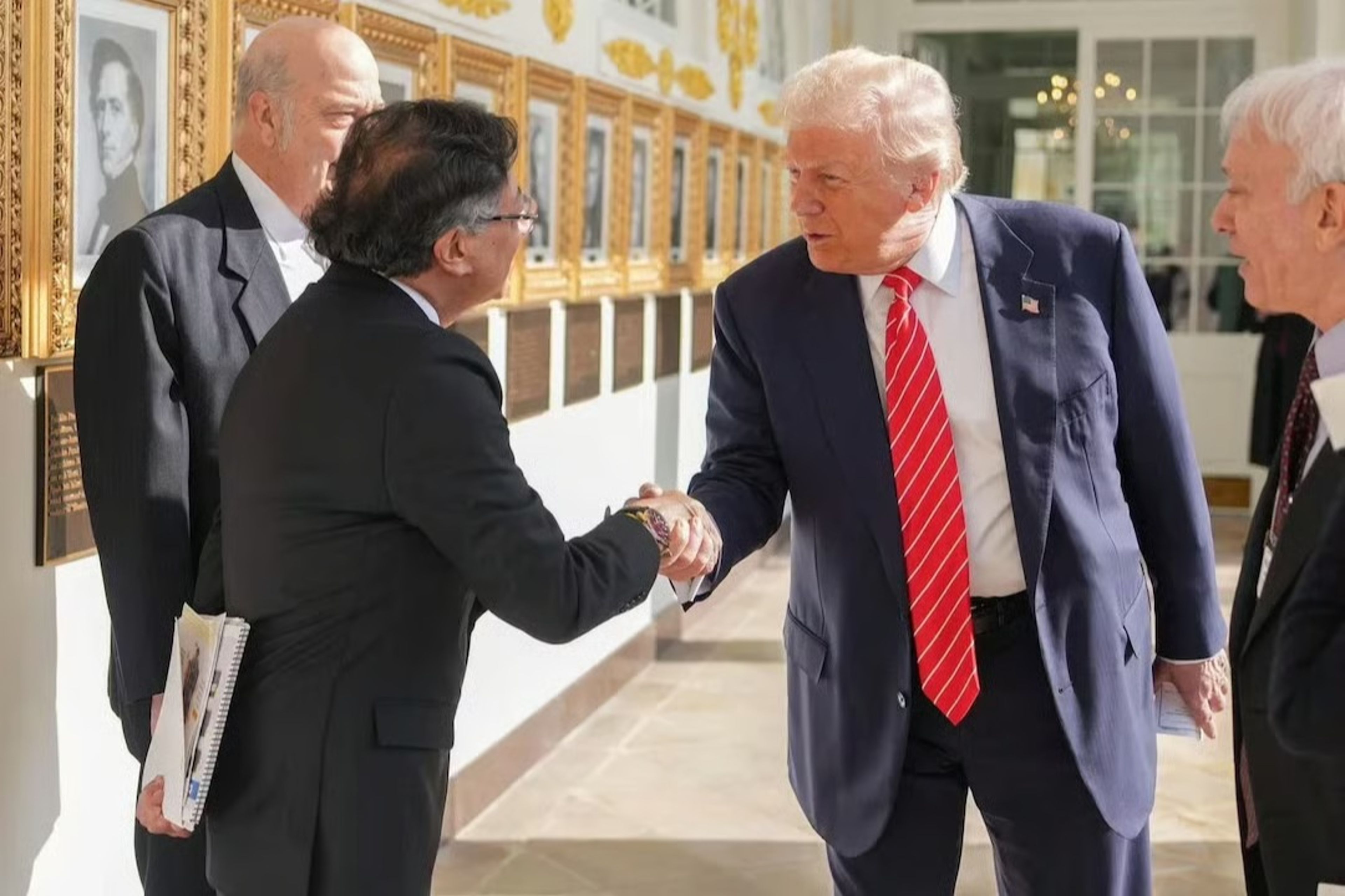 Beyaz Saray'da kritik Trump-Petro görüşmesi