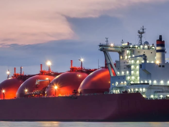 Küresel LNG ihracatı iki yılın en düşük seviyesine geriledi