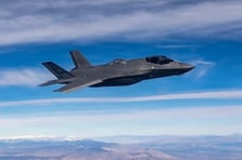 Lockheed Martin F-35 Lightning II’de yapay zekâ destekli muharebe tanımlamayı uçuşta test etti