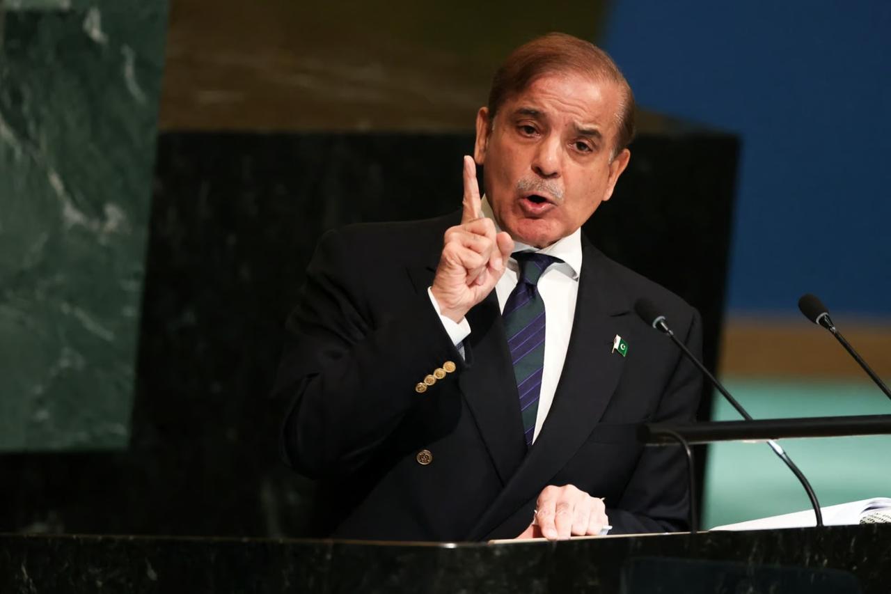 Şahbaz Şerif: Hindistan ağır yenilgiyi unutmamalı