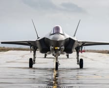 Finlandiya’nın ilk F-35A savaş uçağı ABD’ye ulaştı