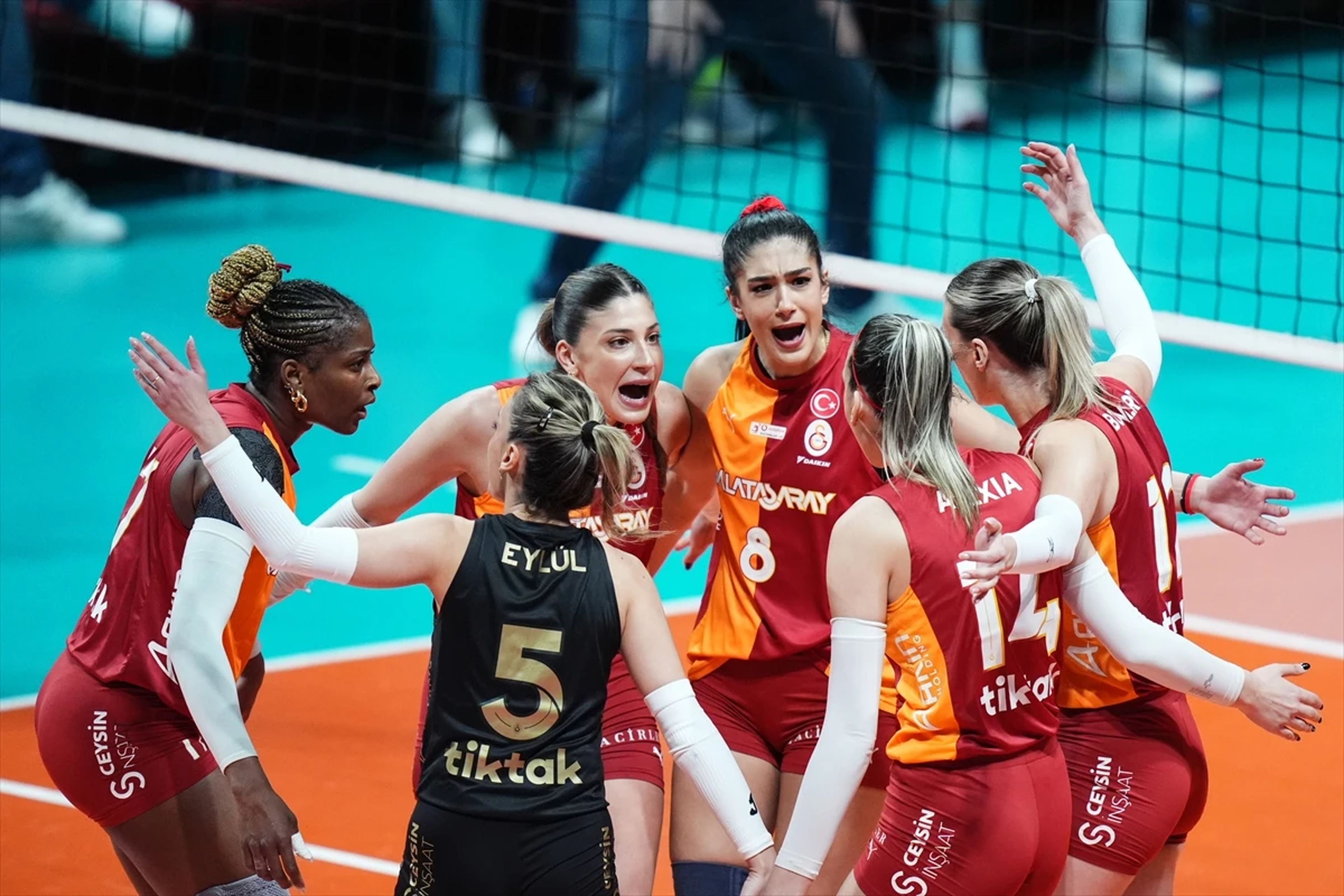 Avrupa'daki tarihi başarı