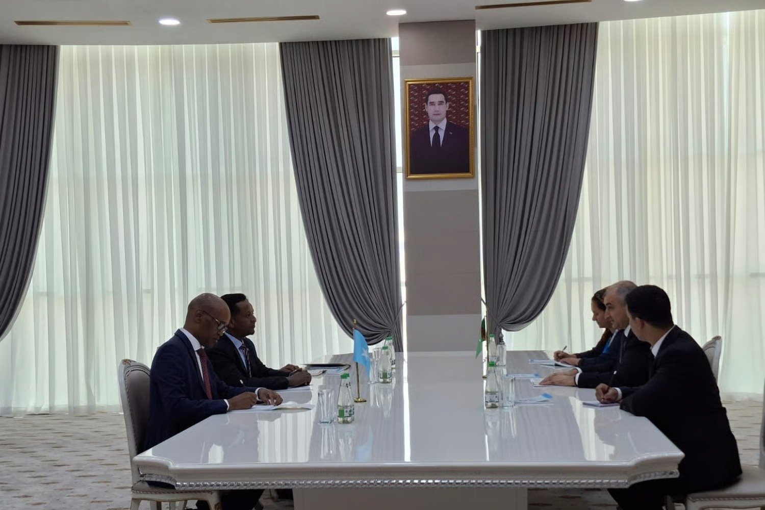 Somalia, Turkmenistan Discuss Closer Political, Trade Ties