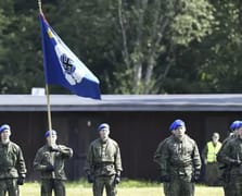 Finlandiya Hava Kuvvetleri gamalı haçı kaldırıyor