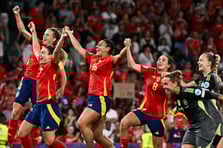 Kadınlar EURO 2025'te yarı final sevinci: İspanya'dan kaçan penaltılara rağmen İsviçre'ye geçit yok