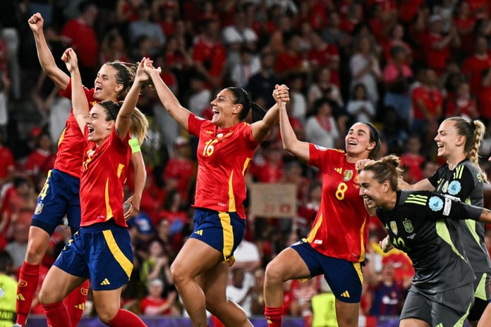 Kadınlar EURO 2025'te yarı final sevinci: İspanya'dan kaçan penaltılara rağmen İsviçre'ye geçit yok