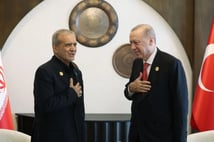 Pezeşkiyan'dan Cumhurbaşkanı Erdoğan'a teşekkür