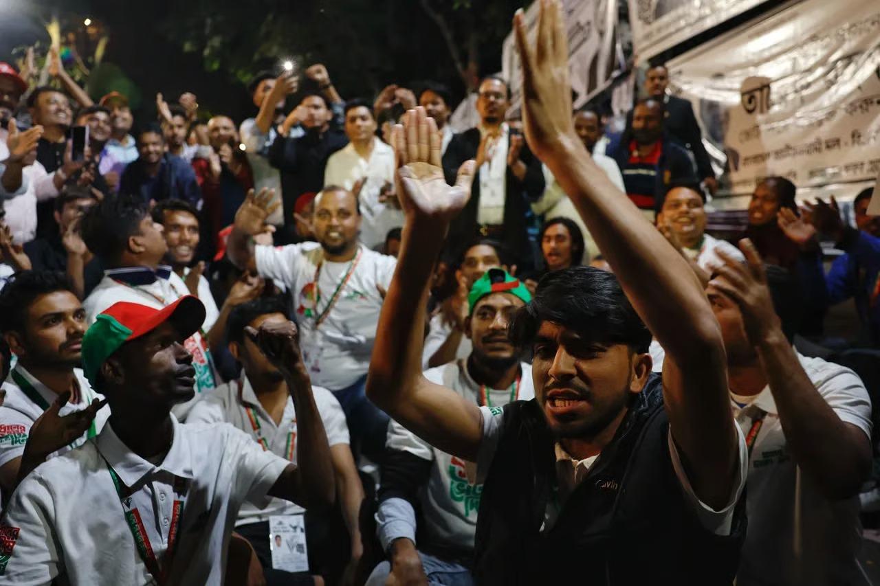 Bangladeş'teki seçimlere BNP damga vurdu