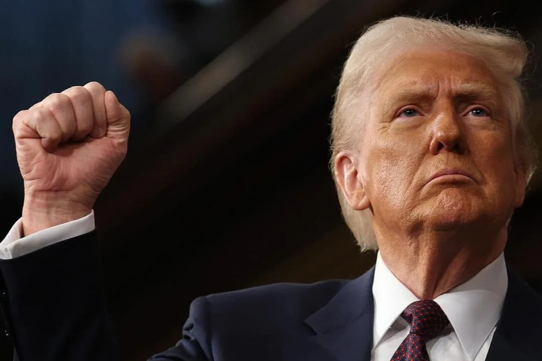 Trump yine Grönland'ı tehdit etti!