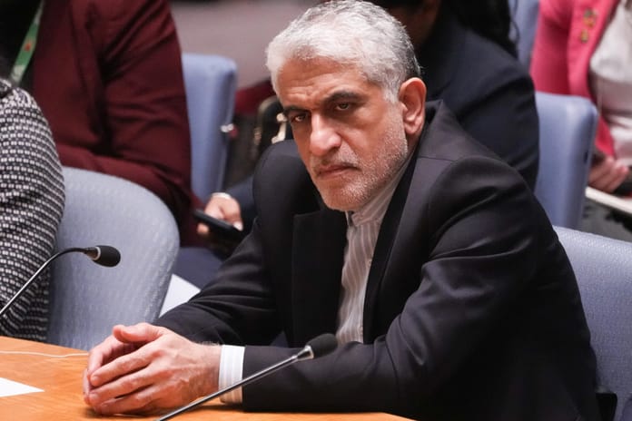 İran'dan ABD'ye nükleer tesislere saldırı tepkisi