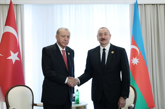 Aliyev: "Karabağ Zaferi'nde Cumhurbaşkanı Erdoğan'ın desteği güç verdi"