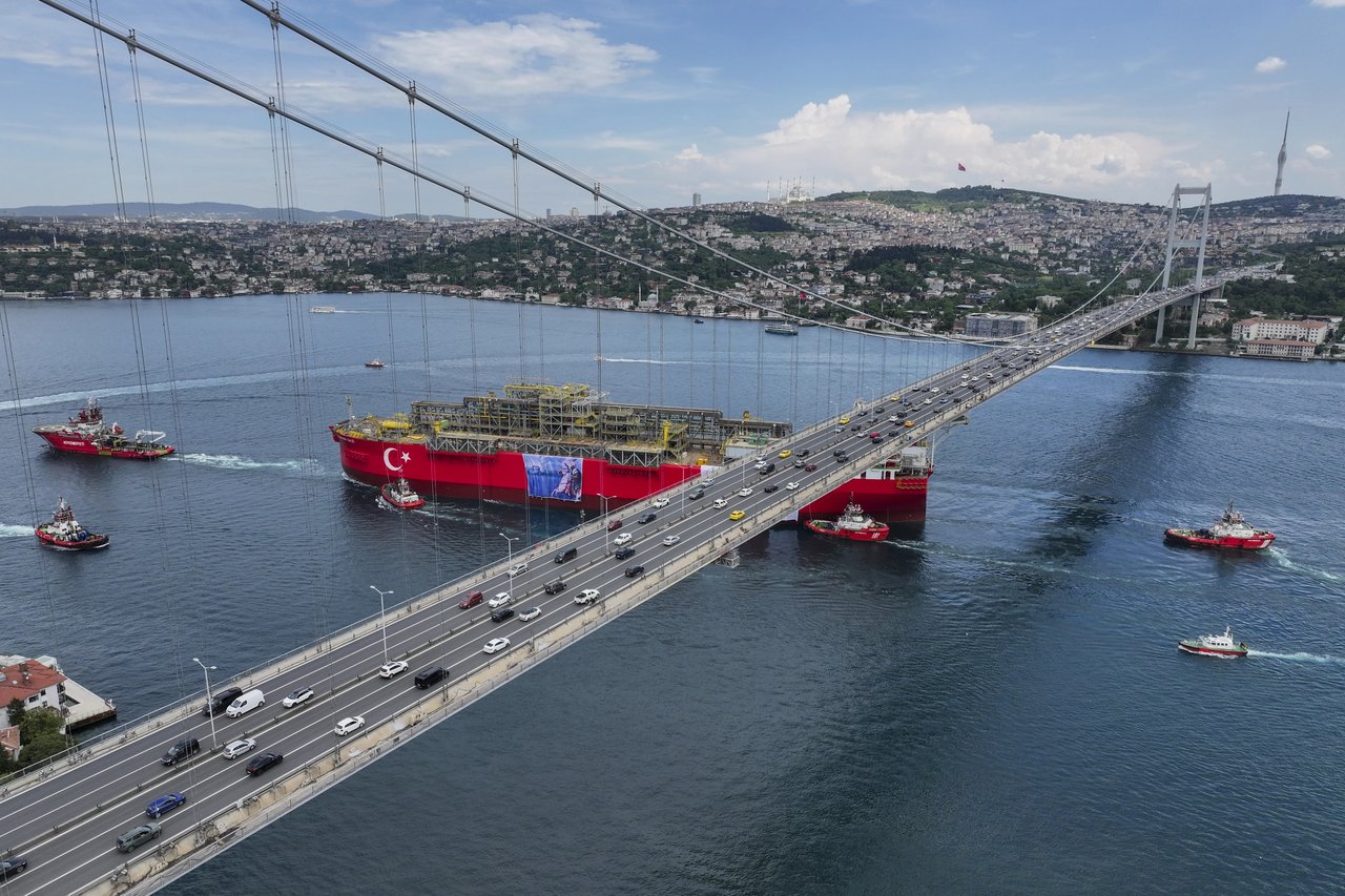 Boğaz'dan geçen gemi sayısı açıklandı