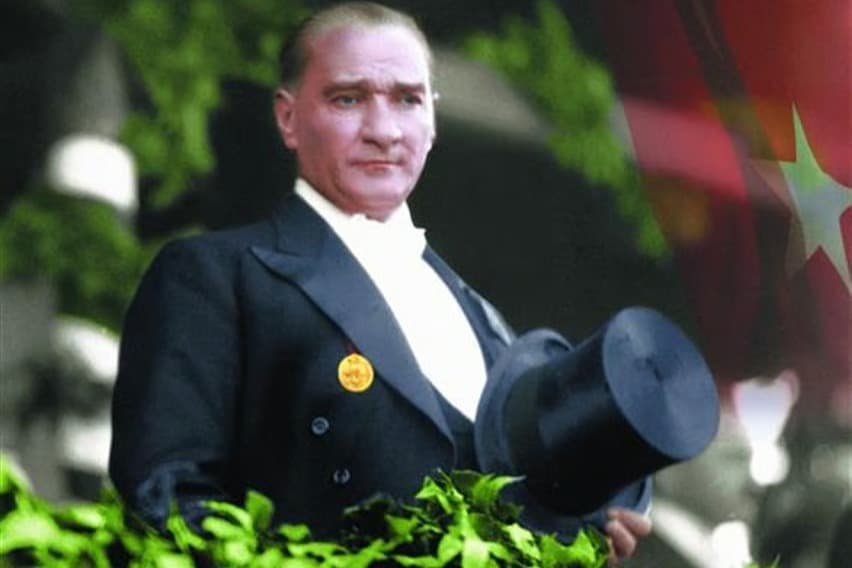 Atatürk'ün kütüphanesindeki notlar erişime açıldı
