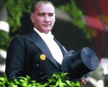 Atatürk'ün kütüphanesindeki notlar erişime açıldı