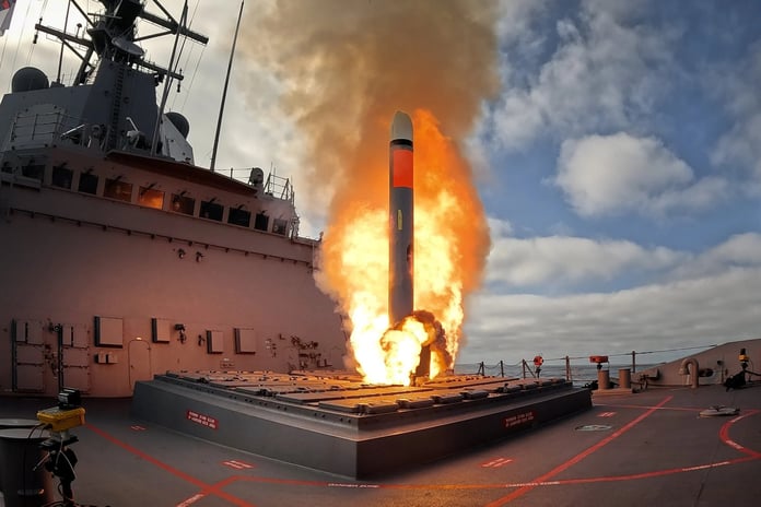 Alman Donanması, savaş gemilerine Tomahawk seyir füzesi entegre etmeyi planlıyor