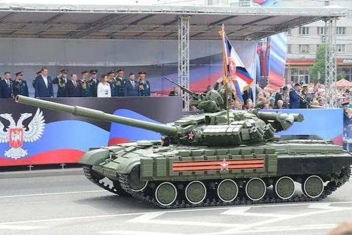 Özbekistan, modernize edilmiş T-64B tankını ilk kez tanıttı