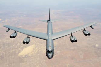 US B-52 Bomber Crashes Shortly After Takeoff