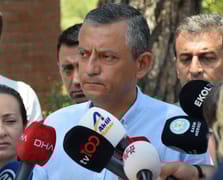 Özgür Özel Bayburt'ta konuştu: İzinden gidilecek iki Mustafa var, biri Peygamberimiz diğeri Atatürk