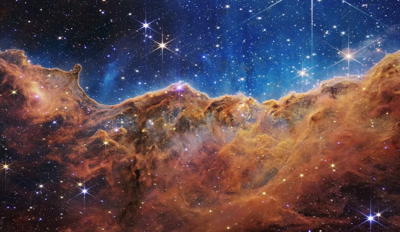 NASA evrenin sırlarını paylaştı: James Webb'den nefes kesen yeni görüntüler