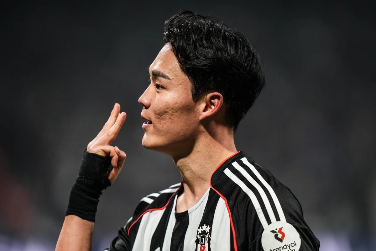 Göztepe karşısında Hyeon-gyu Oh'un gol sevinci